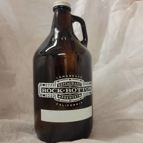 VTG 90s ROCK BOTTOM Brewery Restaurant Long Beach, CA 64oz Beer Jug Retired - Picture 14 of 14